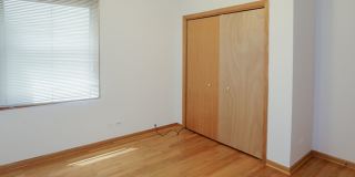 2719-23 N Wayne Gallery 20