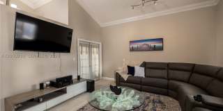 19853 NW 64th Pl Gallery 10
