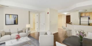 The Promenade at Harbor East Gallery 2