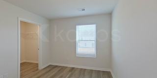 111 Overstreet Way Gallery 10