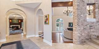 285 W Westminster Avenue Gallery 6