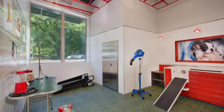 West Broad Gallery 9