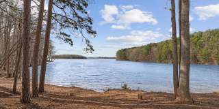 Spacious Modern End-Unit Davidson Townhome - Lake Davidson Access Gallery 4