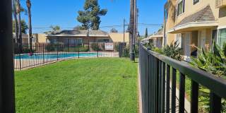 Remodeled 2bed 1.5 bath Ground level Gallery 10