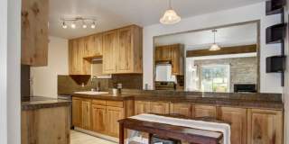 2 Bedroom Condo in Avon Gallery 1