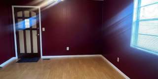 Spacious 3BR/2BA Home In Webb City, MO with shed and bonus room!! Gallery 13