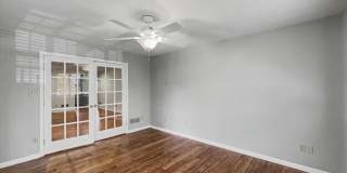 330 PARKWOOD Drive Gallery 7