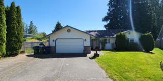 Lynnwood/Martha Lake 3 bedroom Rambler on private drive Gallery 1