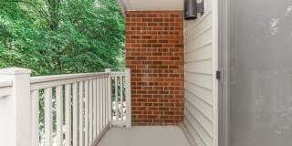 Huntington Square Gallery 36