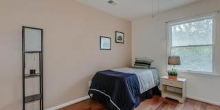 5820 SILCHESTER Street Gallery 32