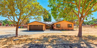 $5995 - Ranch-style home with acreage in West Gilroy's quiet countryside Gallery 1