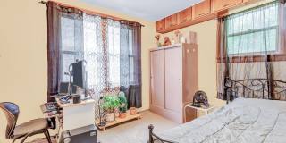 224 Bank Avenue Gallery 17