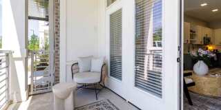 The Felicity on Perry Gallery 33