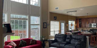 Room in 7 Bedroom Home at Arbor Vista Dr Gallery 12