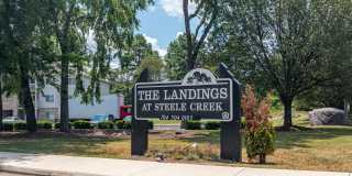 The Landings at Steele Creek Apartments Gallery 5