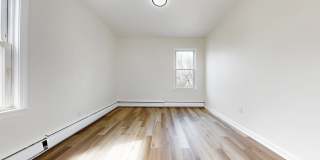 112 Greenwood Street Gallery 20