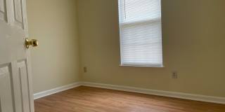 21054 CORNERPOST Square Gallery 12