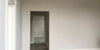 641 N High Street Gallery 22