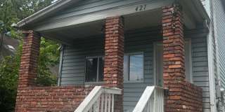 Charming 2BR Home in McKeesport Gallery 1