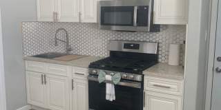 Furnished, Upstairs Apartment with 2 bedrooms and 1 bathroom. Utilities Included!! Gallery 1