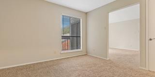 Clayton Pointe Gallery 12