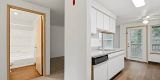 Barbur Heights Gallery 14