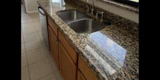 726 NE Lanfair Street Gallery 3