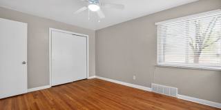 Charming 3BR House in Aurora Gallery 12