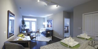 Five Points Apartments Gallery 7