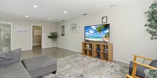 Charming Sarasota Retreat –4-Bedroom/3-Bathroom Modern Pool Home Near Everything! Gallery 19