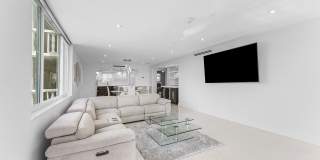 301 Lake Shore Drive unit: 411 Gallery 13