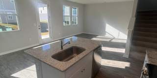 Beautiful 4BR 3 BA Home w/ Loft + Patio + View in Little River Gallery 3