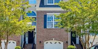 Stunning 3BR/3.5BA Townhome | 2,300+ Sq Ft | Virginia Beach with Lake Views! Gallery 1