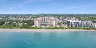 1147 Hillsboro Mile Gallery 34