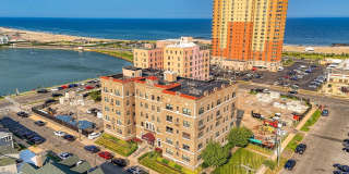 1700 Webb Street Gallery 2