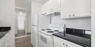 Lakewood Apartments at Lake Merced Gallery 29