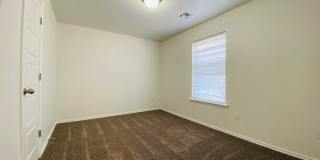 Freshly remodeled, 4 bed, 2 bath house in Mustang Freshly remodeled, 4 bed, 2 bath house in Mustang Gallery 20