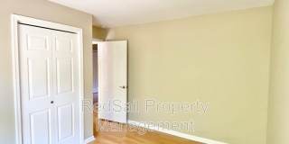 348 Llewellyn Mews Gallery 9