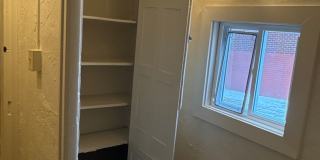 Spacious 2+ Bedroom House York City SD Gallery 9