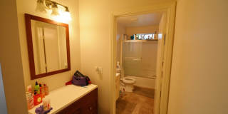 7 bedrooms $1000 each w/ SPA Gallery 17
