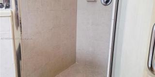 202 NE 36th Ter Gallery 41