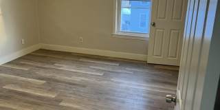 344-3 Cedar Street Gallery 1