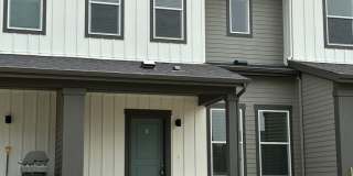 3bed/3.5bath Townhouse in Downtown Superior - Available August! Gallery 1