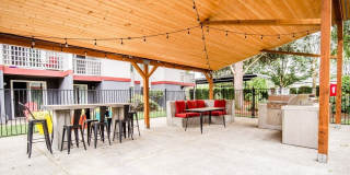 NOTCH8 APARTMENTS Gallery 20