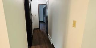 Large 4 Bedroom House in Iowa City Gallery 15