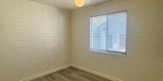 805 E. Garfield #3 Gallery 15