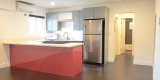 1321 W 36th Place Apartments Gallery 18