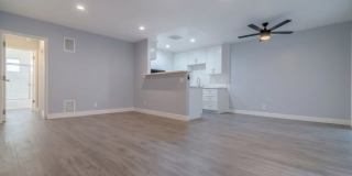 928 4th Street Gallery 19