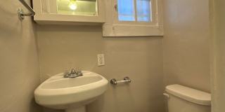 RHODES AREA 4 Bedroom /2.5 Bath House! Gorgeous New Floors Gallery 19
