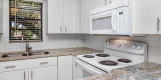 1303 South Moody Avenue - B Gallery 6